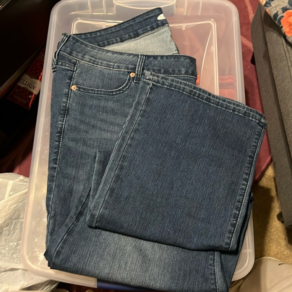Old Navy long boot cut jean. Light wash color never worn.